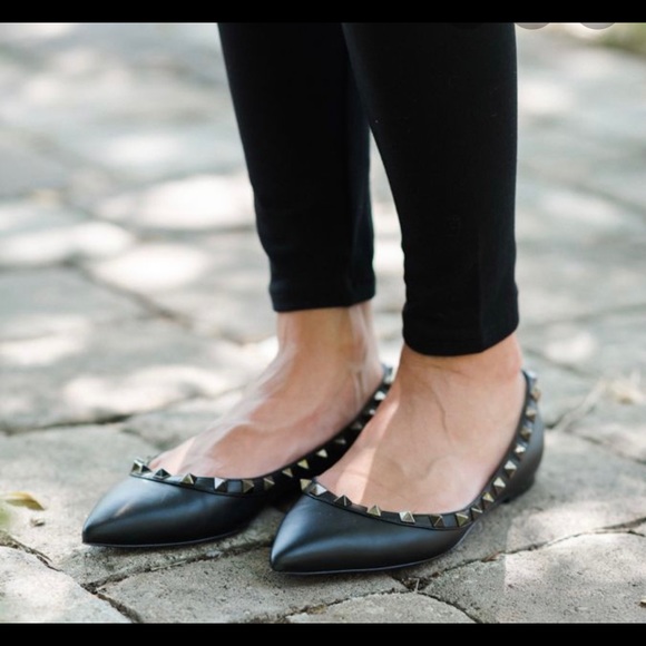 Valentino Shoes - VALENTINO || rockstud black noir leather flats 38